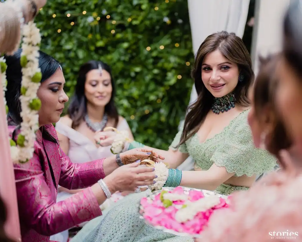 Kanika Kapoor Wedding Photos 6